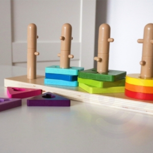 Tooky Toy geometrinė kaladėlių rūšiuoklė