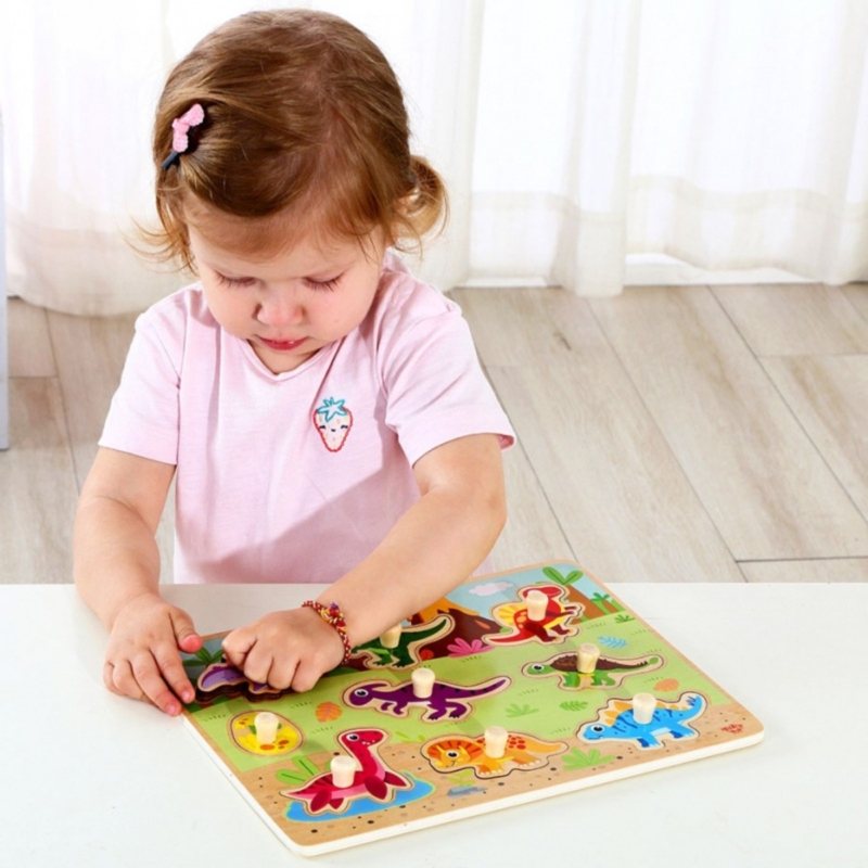 Tooky toy medinė dėlionė "Dinozaurai"