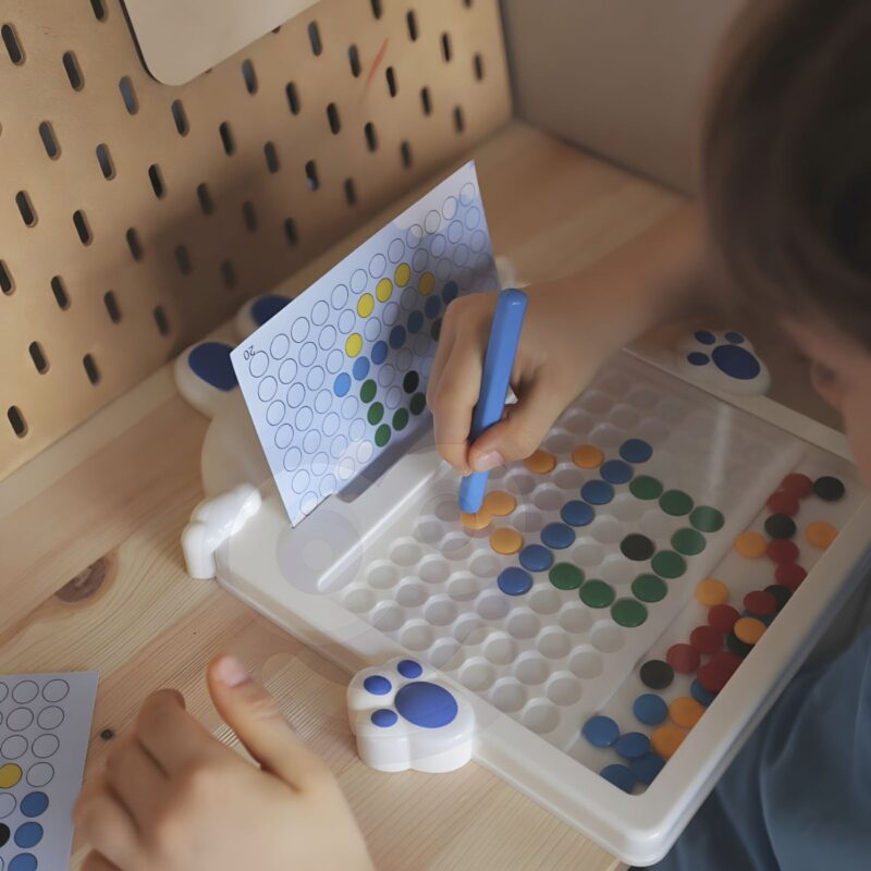 Montessori magnetinė lenta vaikams nuo 3 metų „Zuikutis“
