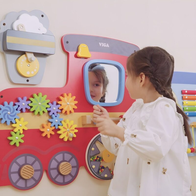 Montessori sensorinė lenta vaikams "Traukinukas" – Viga