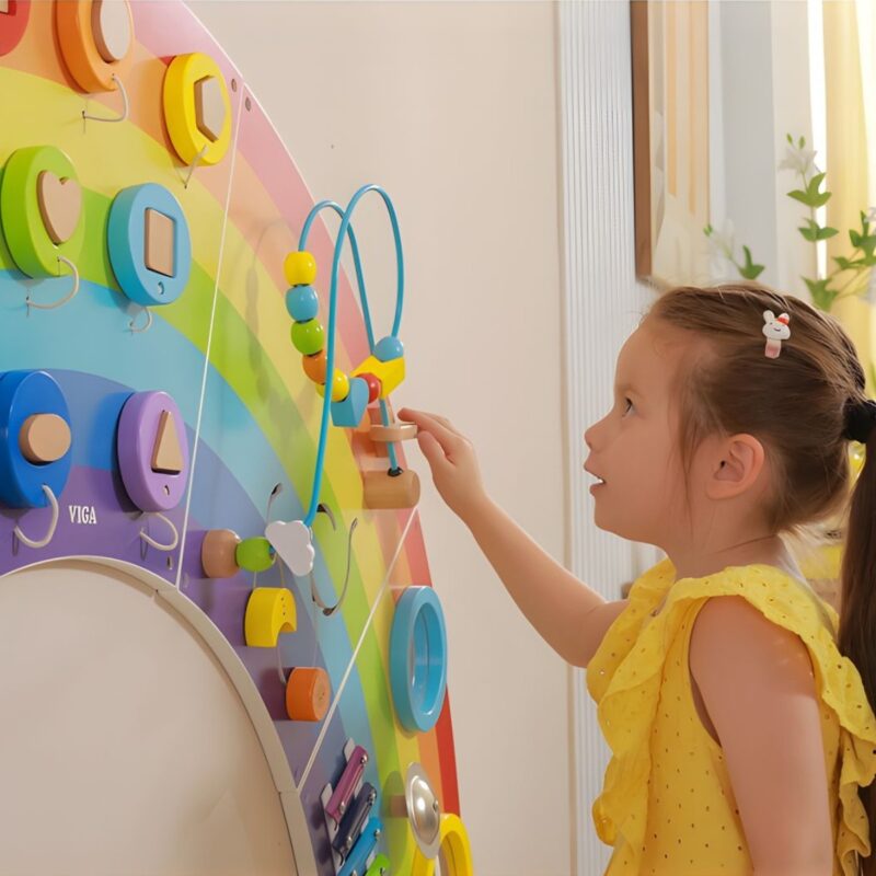 Montessori sensorinė lenta „Vaivorykštė“ vaikams nuo 18 mėn.