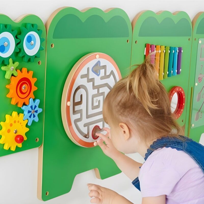 Montessori sensorinė lenta „Krokodilas“ vaikams nuo 18 mėn.