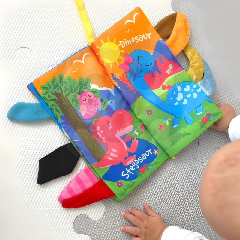 Minkšta knygelė kūdikiams nuo gimimo „Gyvūnai“ – Woopie Baby