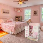 LULILO PAPILIO medinis lėlių namelis su stalčiais ir durimis 80cm, rožinis