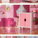 LULILO PAPILIO medinis lėlių namelis su stalčiais ir durimis 80cm, rožinis