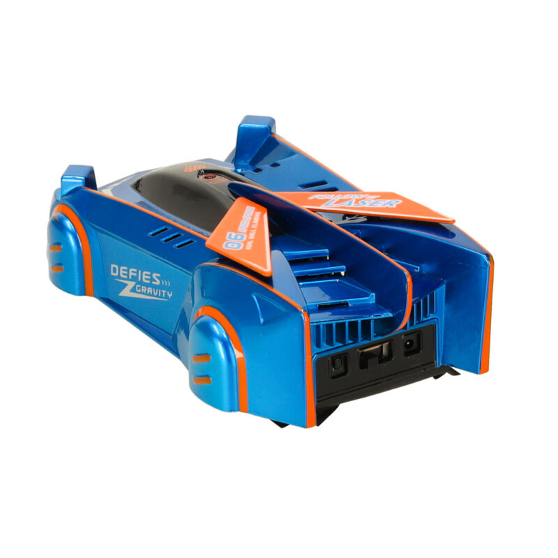 RC lazeriu valdomas automobilis, važiuojantis ant sienos