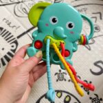 Sensorinis Montessori kramtukas „Drambliukas“ vaikams