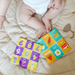 Edukacinė sensorinė skrynelė „Pirmoji servetėlių dėžutė“