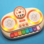 Muzikinis šviečiantis pianinas vaikams