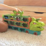 Žaislinė trasa – transporteris „Dinozaurai“ vaikams