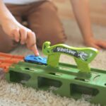 Žaislinė trasa – transporteris „Dinozaurai“ vaikams