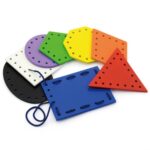 Medinės Montessori vėrimo formos vaikams