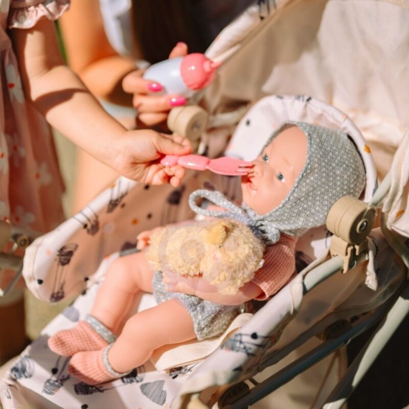 Lėlė su maitinimo priedais vaikams – Woopie Royal