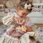 Lėlė su maitinimo priedais vaikams – Woopie Royal