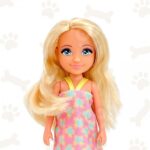 Lėlė „Ankiki“ ir jos šuniuku ir priežiūros rinkiniu vaikams