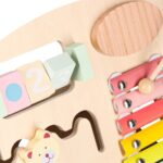 Medinis stumdukas vaikams su sensorinėmis veiklomis, žalias