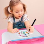 Piešimo stalas su projektoriumi ir priedais vaikams