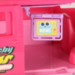 Lėlių automobilis-kemperis su priedais ir baseinu vaikams