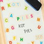 Medinė dvipusė magnetinė lenta su skaitliuku ir priedais