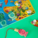 Medinis magnetinis žvejybos žaidimas "Poilsis prie ežero"