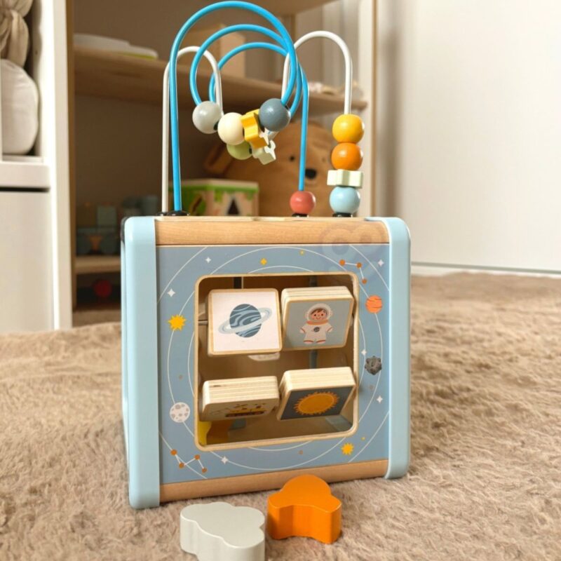 Medinis veiklos kubas-rūšiuotojas  „Kosmosas“ – Tooky Toy