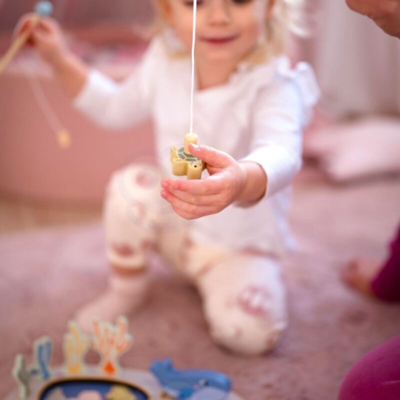 Montessori magnetinė dėlionė „Pagauk mane!“ nuo 3 metų.