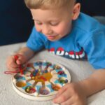 Magnetinė kamuoliukų dėlionė vaikams nuo 18 mėnesių – Viga