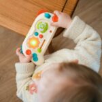 Sensorinis interaktyvus žaidimų pultelis vaikams nuo 18 mėn.