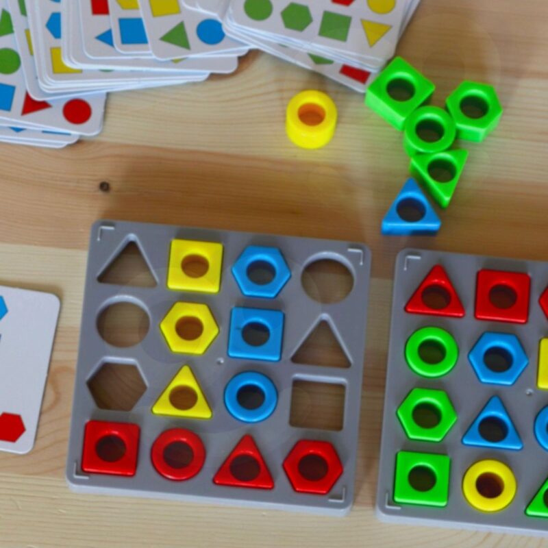 Geometrinė spalvų dėlionė vaikams – Woopie