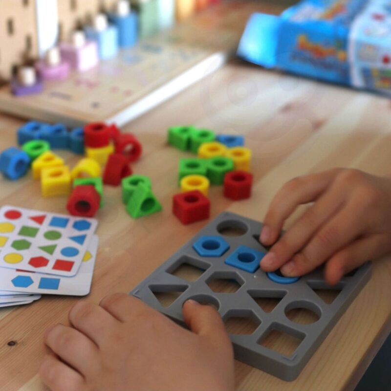 Geometrinė spalvų dėlionė vaikams – Woopie