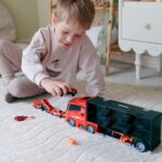 Sunkvežimio-transporterio rinkinys su gaisrinės automobiliai