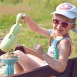 Smėlio kastuvas vaikams „Krokodilas“, žalias – Woopie