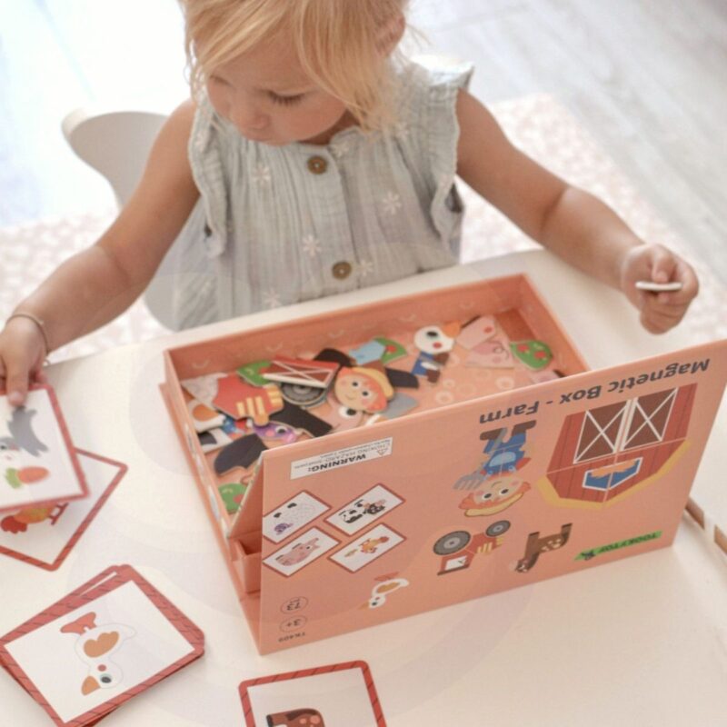 Magnetinė dėlionė Ūkis vaikams – Tooky Toy (73 vnt.)