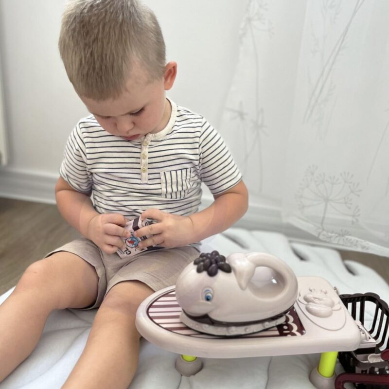 Vaikiškas lyginimo rinkinys su lenta ir lygintuvu vaikams