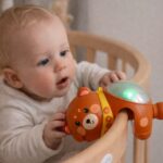 Naktinė lempa-projektorius kūdikiams – Woopie Baby