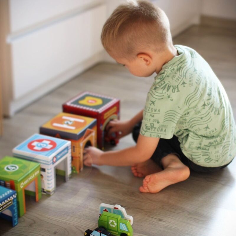 Dėžučių rinkinys vaikams su mašinėlėmis – Woopie Green